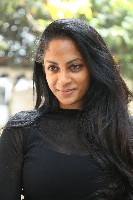 Artist Sriya Reddy Photos